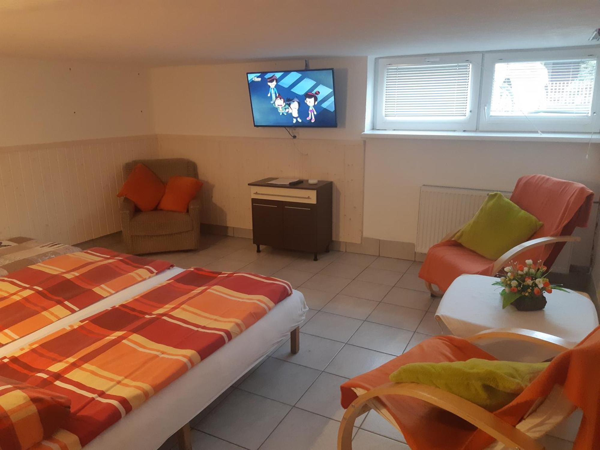 Sub Rosa Two-Bedroom Apartment Balatonfenyves Luaran gambar